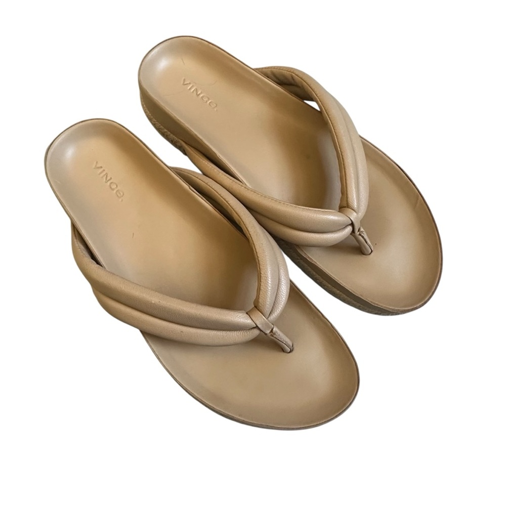 Vince Padded Thong Sandals Tan Women’s Size 10 Excellent Used Condition EUC